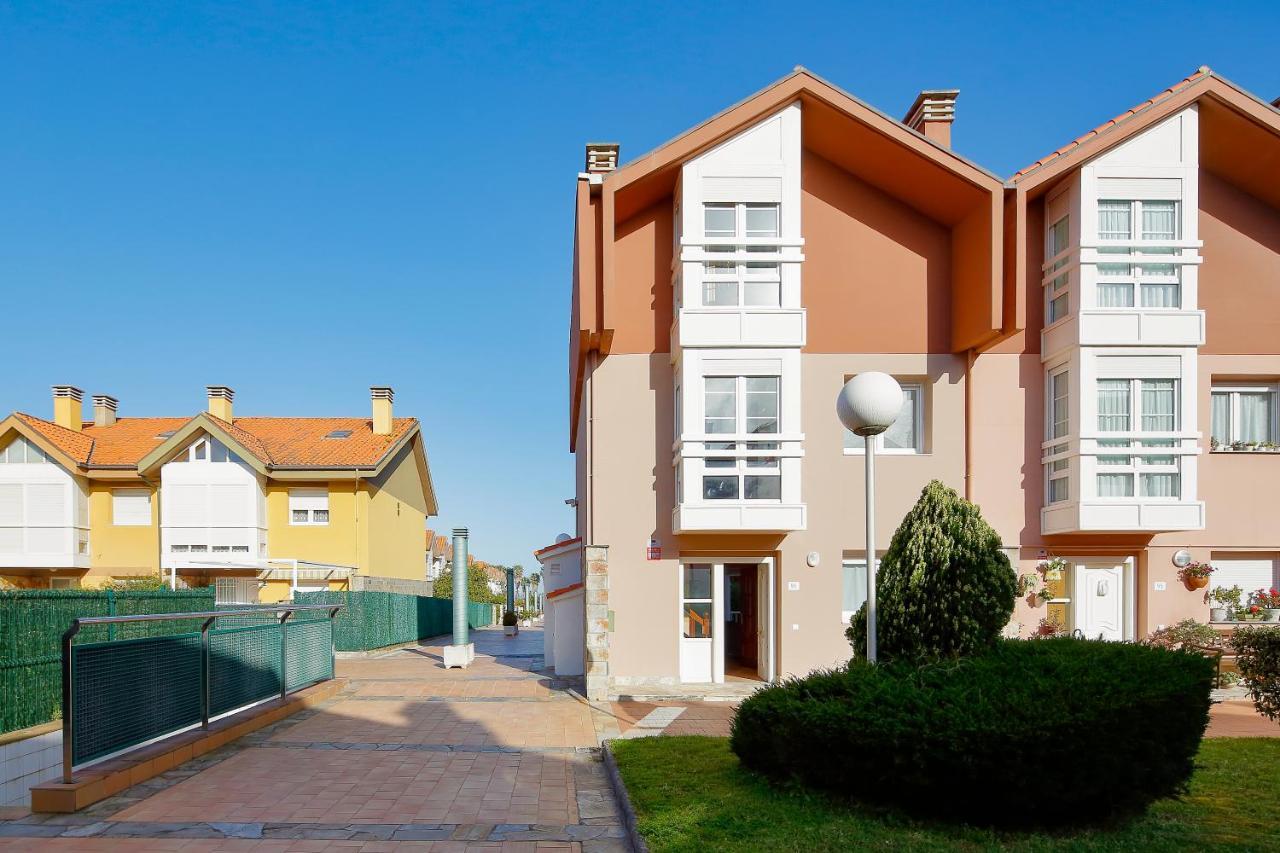 הוילה גיחון 158A Triplex Rinconin Con Piscina מראה חיצוני תמונה