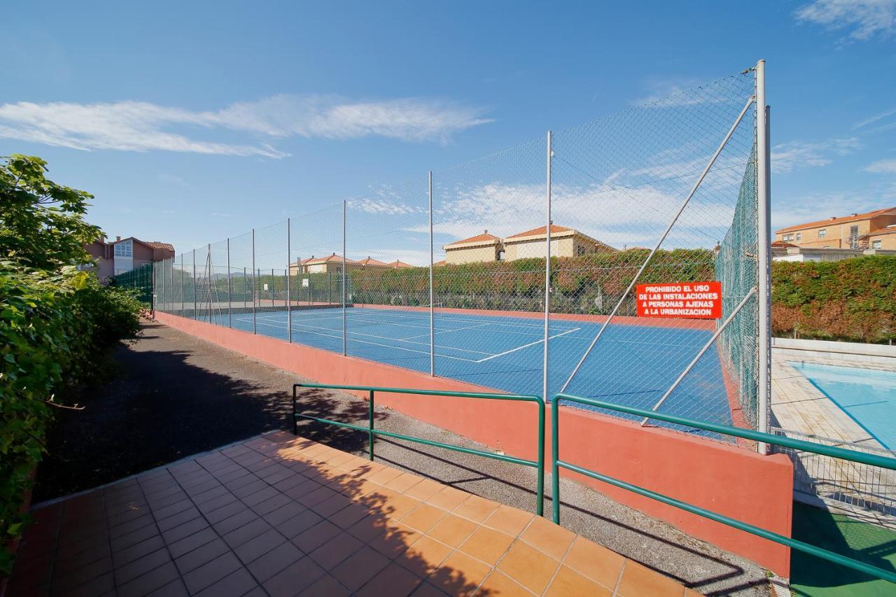 הוילה גיחון 158A Triplex Rinconin Con Piscina מראה חיצוני תמונה