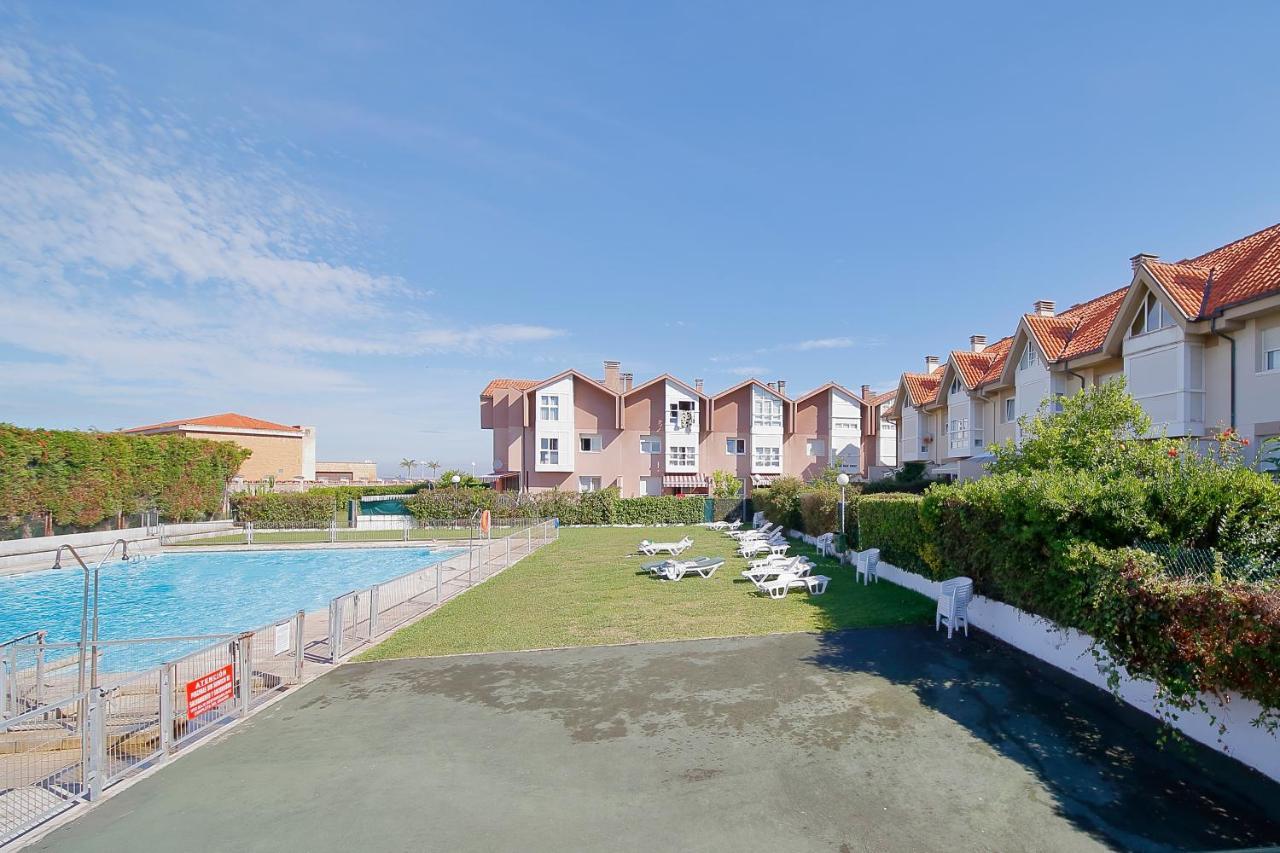 הוילה גיחון 158A Triplex Rinconin Con Piscina מראה חיצוני תמונה